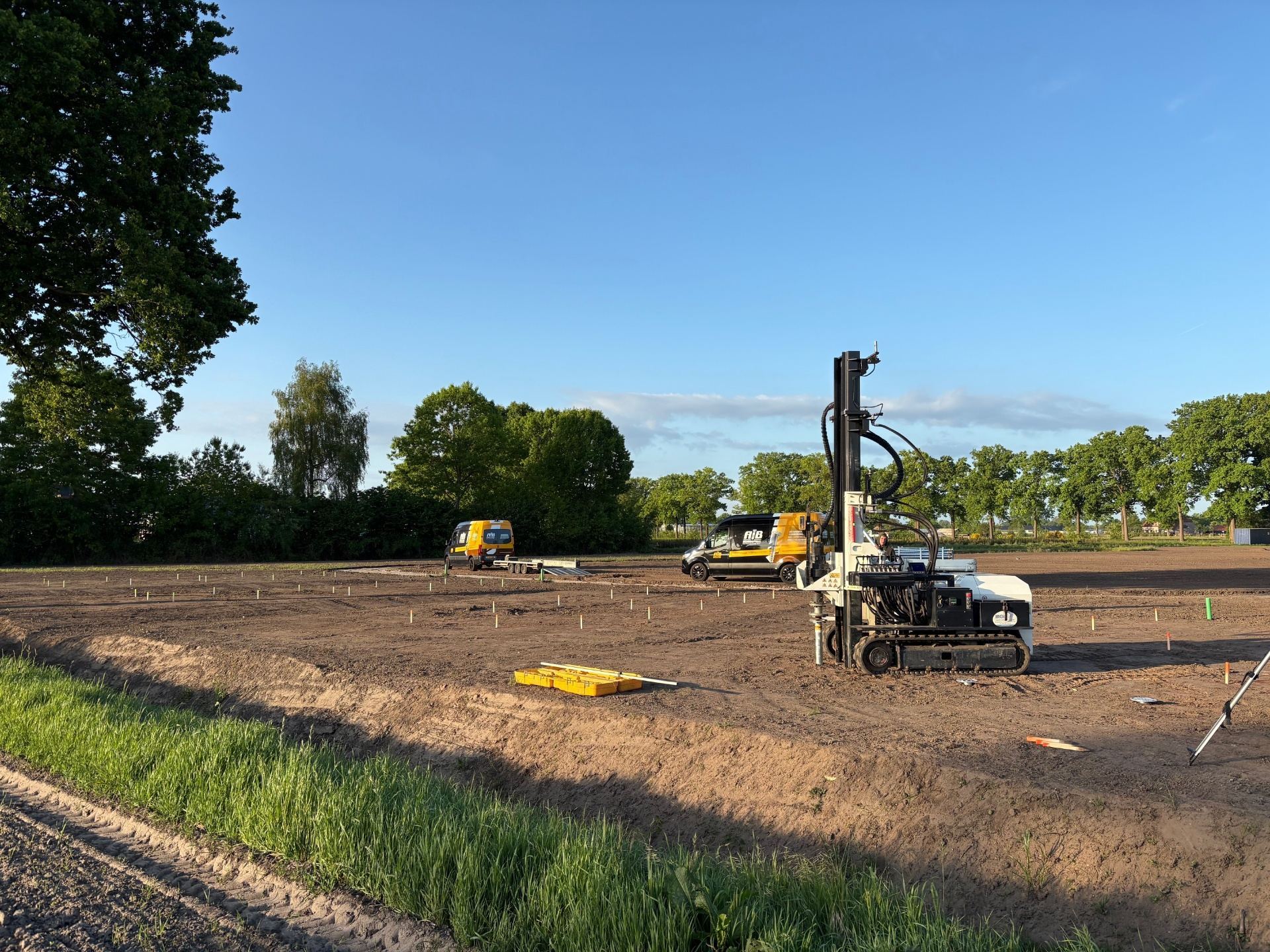 Schroefpaalfundering project in uitvoering